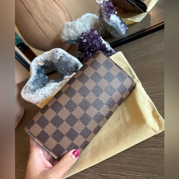 Louis Vuitton Damier Canvas Long Wallet - Picture 5 of 12